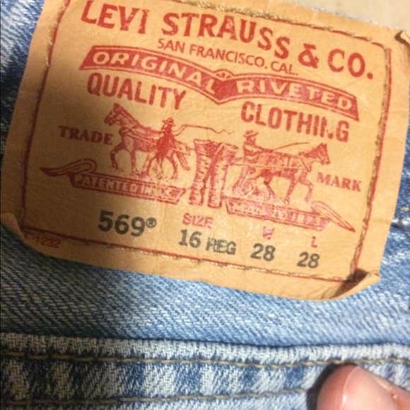 Vintage Levi’s 569 loose straight jeans - Picture 5 of 7